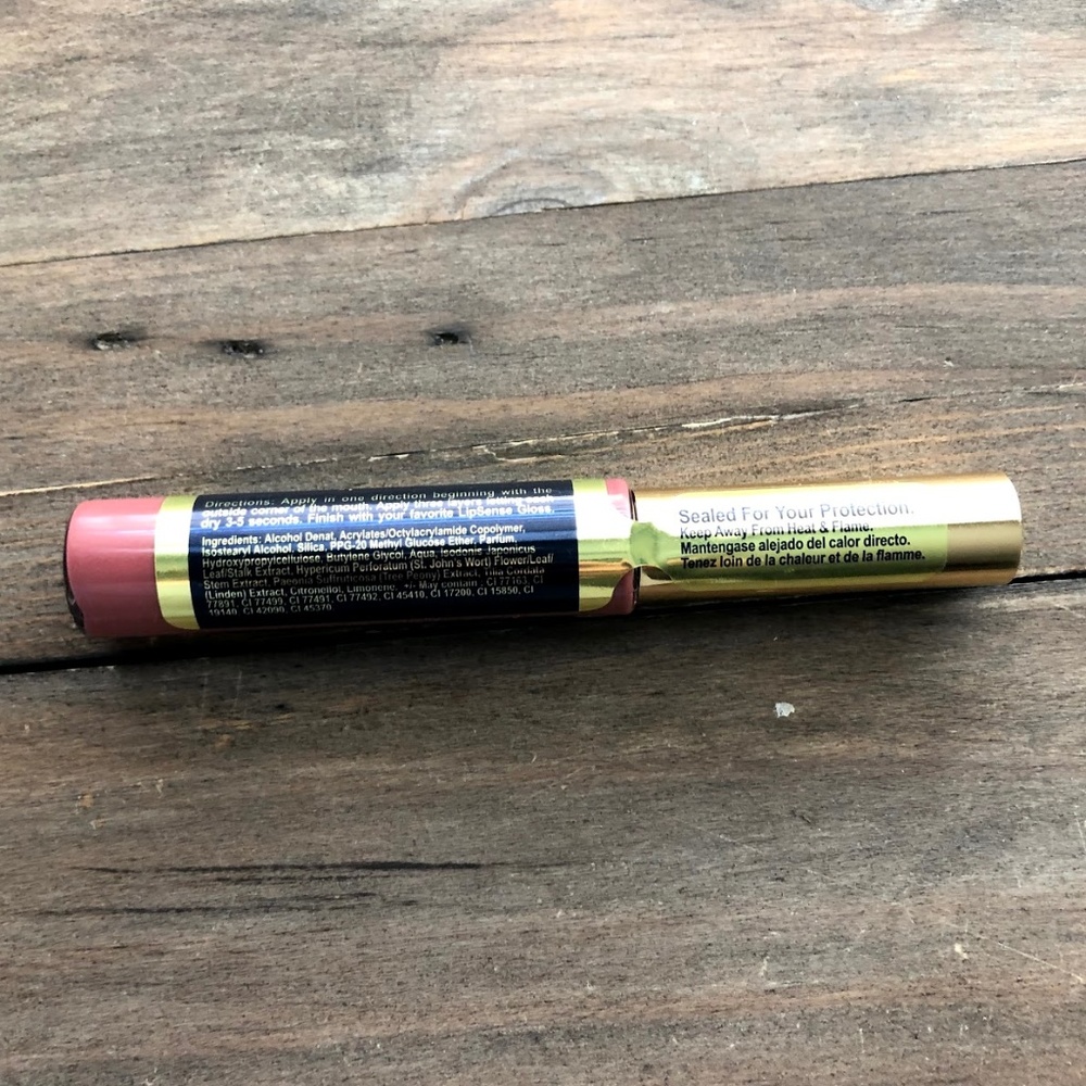 LipSense Bella Lip Color. New, Full Size, Sealed.